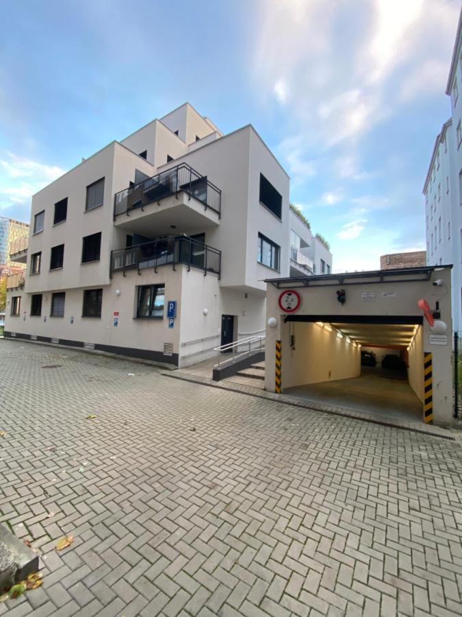 The Elite Suite II Downtown Ac & Garage Parking Bratislava Exterior photo